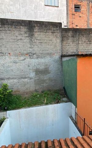 Casa para alugar com 67m², 2 quartos e 2 vagas Casa para alugar com 67m², 2 quartos e 2 vagasVista do Quarto 2