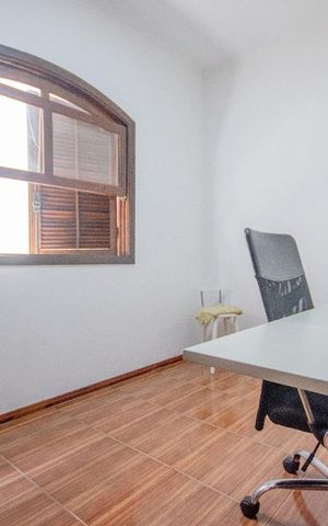 Casa à venda com 200m², 3 quartos e 2 vagasQuarto 1