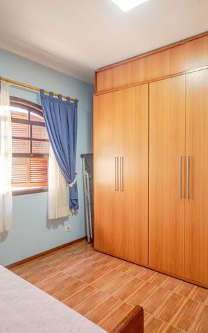 Casa à venda com 200m², 3 quartos e 2 vagasQuarto 2