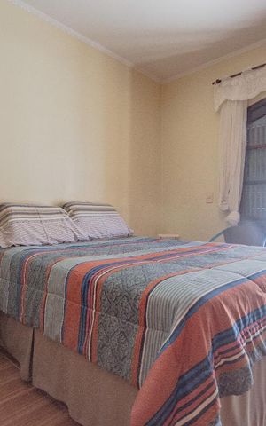 Casa à venda com 200m², 3 quartos e 2 vagasQuarto 3