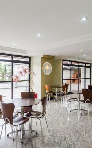 Apartamento à venda com 332m², 3 quartos e 3 vagas Apartamento à venda com 332m², 3 quartos e 3 vagasÁrea comum