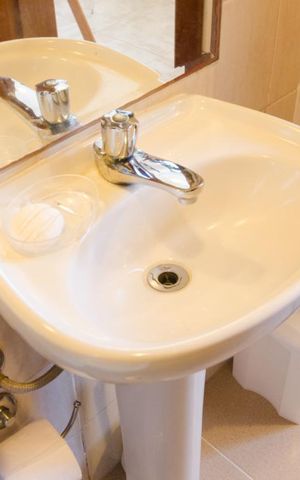 Apartamento à venda com 332m², 3 quartos e 3 vagas Apartamento à venda com 332m², 3 quartos e 3 vagasBanheiro de serviço