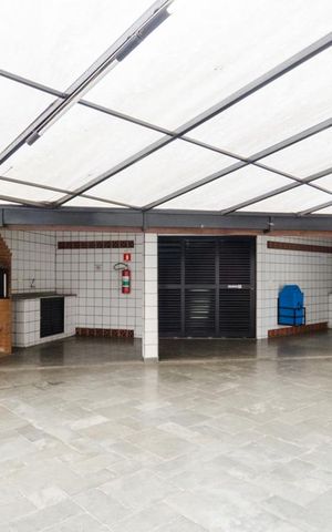 Apartamento à venda com 332m², 3 quartos e 3 vagas Apartamento à venda com 332m², 3 quartos e 3 vagasÁrea comum