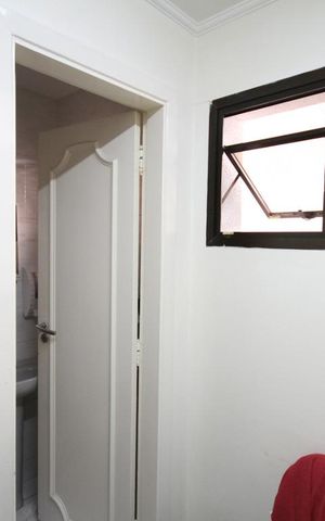Casa à venda com 250m², 3 quartos e 2 vagasQuarto de Serviço