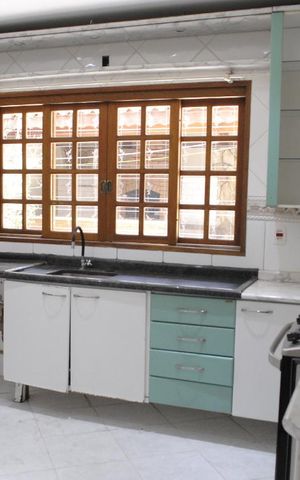 Casa à venda com 252m², 4 quartos e 5 vagasCozinha