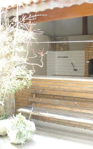Casa à venda com 252m², 4 quartos e 5 vagasÁrea Gourmet