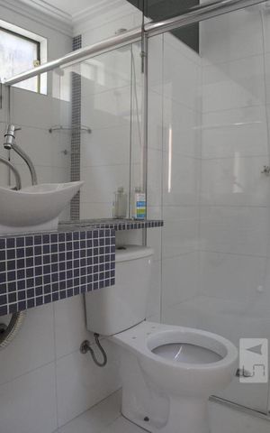 Casa à venda com 252m², 4 quartos e 5 vagasBanheiro da Suíte 2
