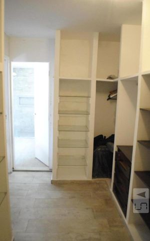 Casa à venda com 252m², 4 quartos e 5 vagasCloset do quarto