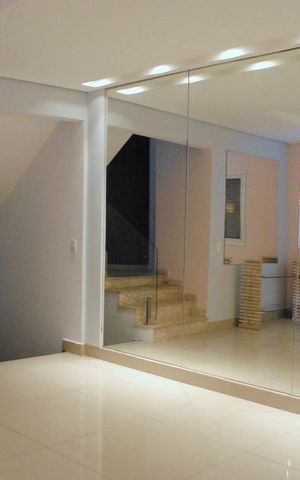 Casa à venda com 252m², 4 quartos e 5 vagasSala 1