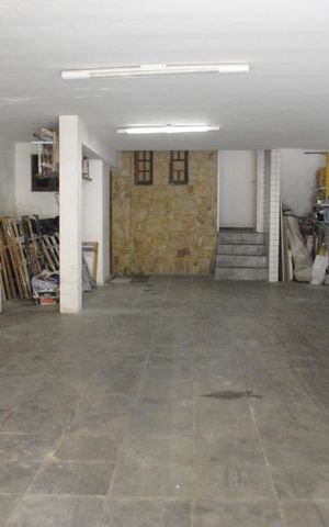 Casa à venda com 252m², 4 quartos e 5 vagasGaragem
