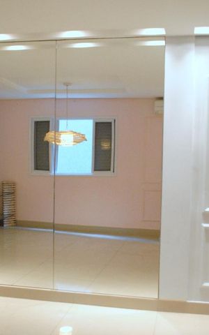 Casa à venda com 252m², 4 quartos e 5 vagasSala 1