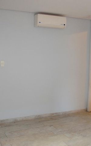Casa à venda com 252m², 4 quartos e 5 vagasQuarto Suíte