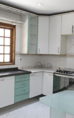 Casa à venda com 252m², 4 quartos e 5 vagasCozinha