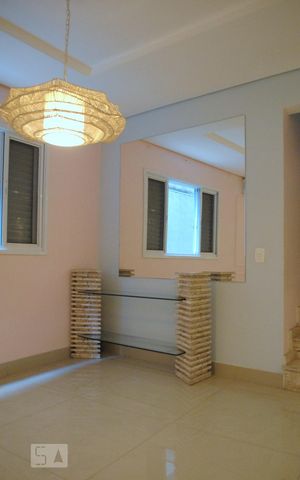 Casa à venda com 252m², 4 quartos e 5 vagasSala 1