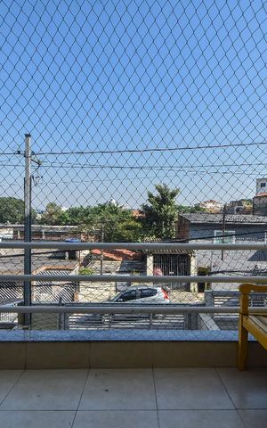 Casa à venda com 140m², 3 quartos e 2 vagasVaranda