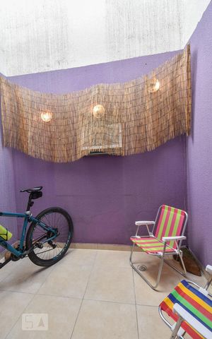 Casa à venda com 140m², 3 quartos e 2 vagasVaranda 02