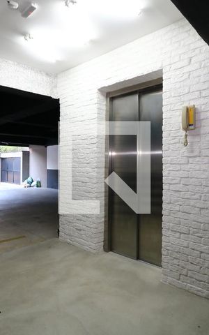 Apartamento à venda com 76m², 2 quartos e 1 vagaÁrea comum