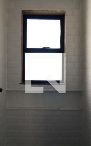 Apartamento à venda com 76m², 2 quartos e 1 vagaBanheiro
