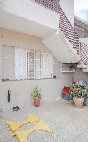 Casa à venda com 128m², 3 quartos e 1 vagaGaragem