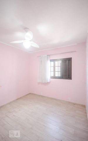 Casa à venda com 128m², 3 quartos e 1 vagaQuarto 1