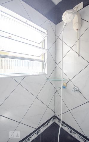 Casa à venda com 128m², 3 quartos e 1 vagaBanheiro