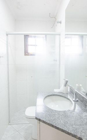 Casa à venda com 128m², 3 quartos e 1 vagaBanheiro