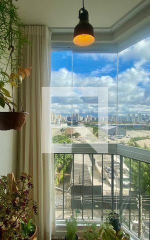 Apartamento à venda com 43m², 2 quartos e 1 vaga Apartamento à venda com 43m², 2 quartos e 1 vagaSacada