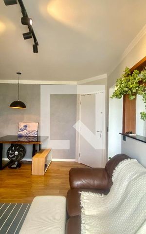 Apartamento à venda com 43m², 2 quartos e 1 vaga Apartamento à venda com 43m², 2 quartos e 1 vagaSala