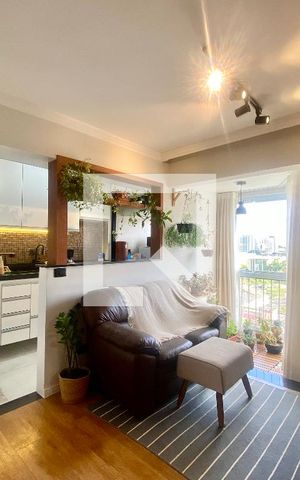 Apartamento à venda com 43m², 2 quartos e 1 vaga Apartamento à venda com 43m², 2 quartos e 1 vagaSala