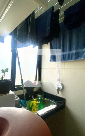Apartamento à venda com 43m², 2 quartos e 1 vaga Apartamento à venda com 43m², 2 quartos e 1 vagaLavanderia