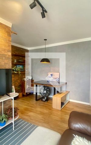 Apartamento à venda com 43m², 2 quartos e 1 vaga Apartamento à venda com 43m², 2 quartos e 1 vagaSala
