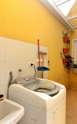 Apartamento à venda com 60m², 2 quartos e 1 vagaÁrea de Serviço