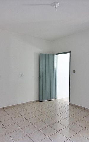 Casa para alugar com 75m², 1 quarto e sem vagaQuarto