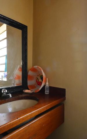 Casa de condomínio para alugar com 154m², 3 quartos e 1 vagaBanheiro