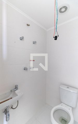 Apartamento à venda com 137m², 3 quartos e 3 vagas Apartamento à venda com 137m², 3 quartos e 3 vagasBanheiro Social