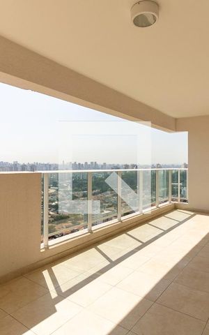 Apartamento à venda com 137m², 3 quartos e 3 vagas Apartamento à venda com 137m², 3 quartos e 3 vagasVaranda