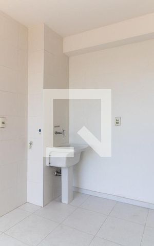 Apartamento à venda com 137m², 3 quartos e 3 vagas Apartamento à venda com 137m², 3 quartos e 3 vagasLavanderia