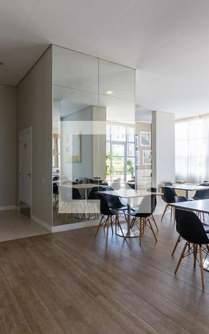 Apartamento à venda com 137m², 3 quartos e 3 vagas Apartamento à venda com 137m², 3 quartos e 3 vagasSalão de Festas