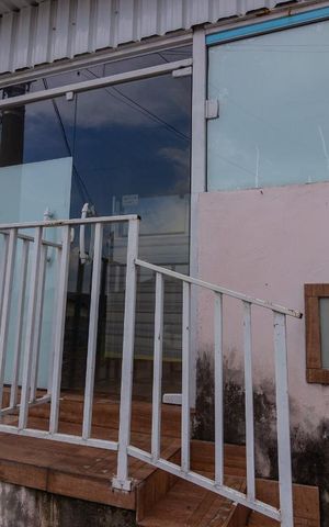 Casa à venda com 242m², 4 quartos e 1 vaga