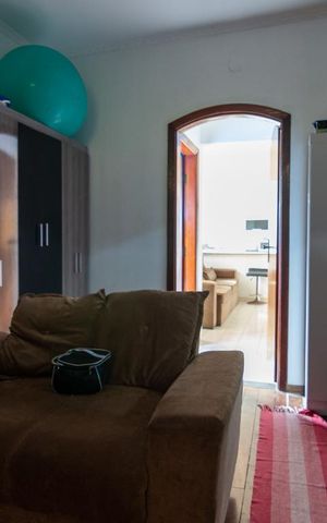Casa à venda com 242m², 4 quartos e 1 vaga