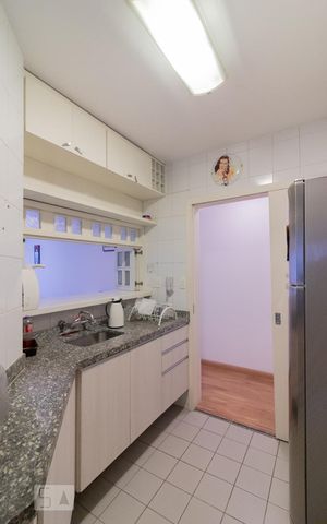 Apartamento à venda com 75m², 3 quartos e 2 vagas Apartamento à venda com 75m², 3 quartos e 2 vagasCozinha