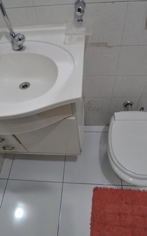 Casa à venda com 160m², 3 quartos e 1 vagaBanheiro 1