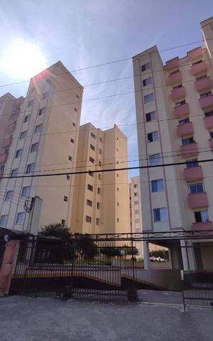 Apartamento para alugar com 61m², 2 quartos e 1 vaga Apartamento para alugar com 61m², 2 quartos e 1 vagaFachada
