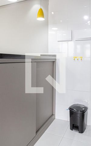 Apartamento à venda com 50m², 2 quartos e 2 vagas Apartamento à venda com 50m², 2 quartos e 2 vagasCozinha e Área de Serviço
