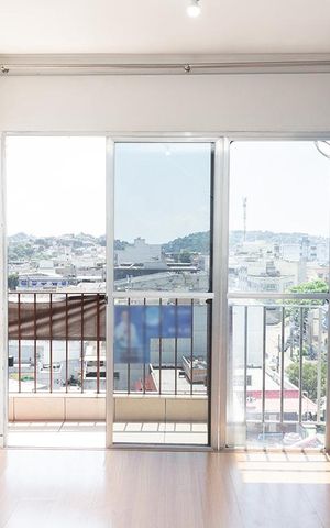 Apartamento à venda com 140m², 3 quartos e 1 vaga Apartamento à venda com 140m², 3 quartos e 1 vagaSala