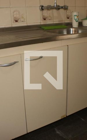 Apartamento à venda com 76m², 3 quartos e 1 vagaCozinha - Armários