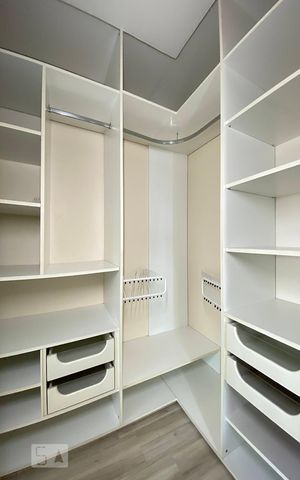 Apartamento para alugar com 74m², 2 quartos e 1 vagaQuarto 2 - closet 