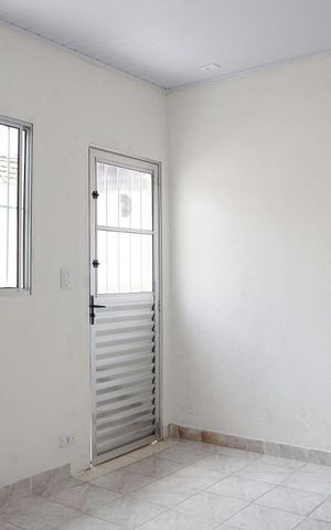 Casa para alugar com 55m², 1 quarto e sem vagaSala