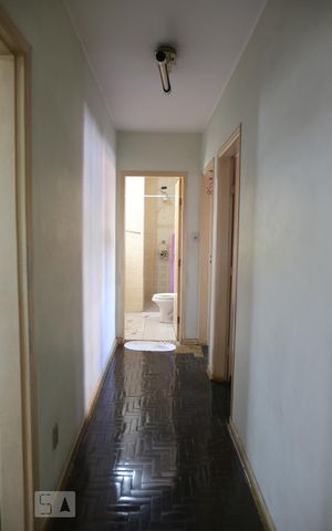 Apartamento à venda com 147m², 4 quartos e sem vaga Apartamento à venda com 147m², 4 quartos e sem vagaCorredor