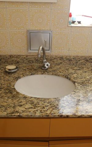 Apartamento à venda com 147m², 4 quartos e sem vaga Apartamento à venda com 147m², 4 quartos e sem vagaBanheiro 1
